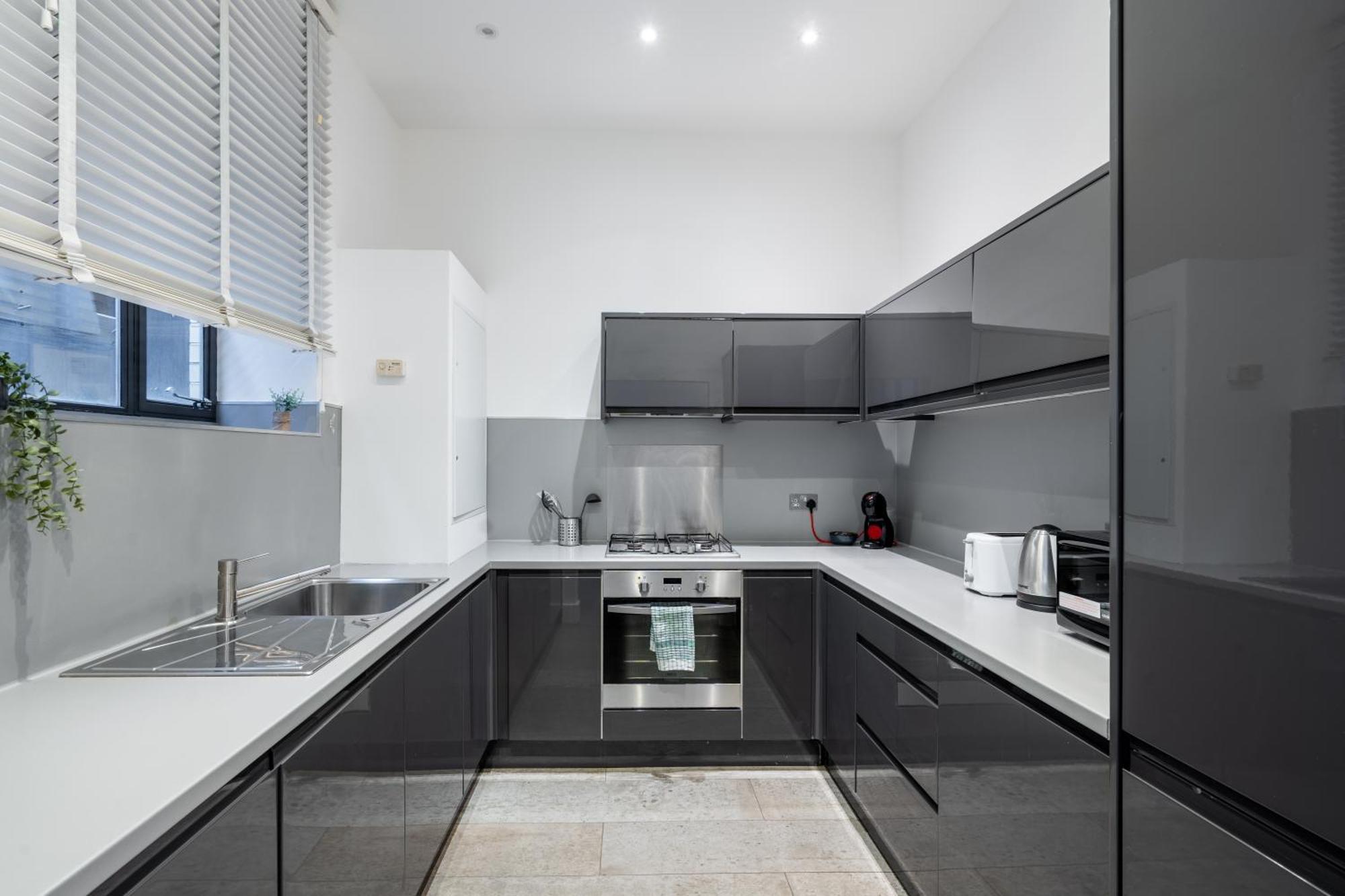 Stylish 2-bedroom Flat With Balcony In Clerkenwell *