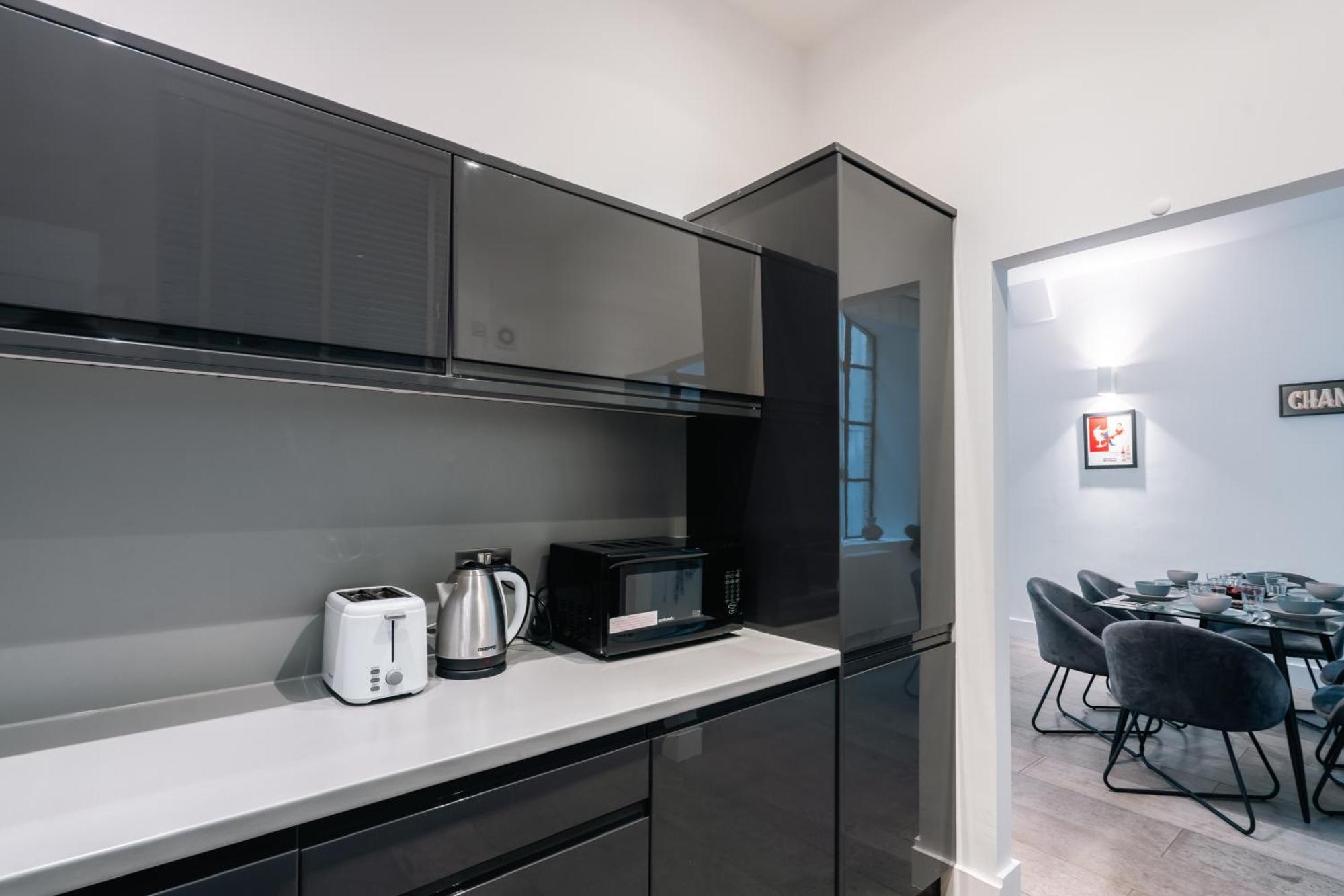 Stylish 2-bedroom Flat With Balcony In Clerkenwell * Londra